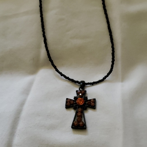 Necklace (b4) - Picture 2 of 2